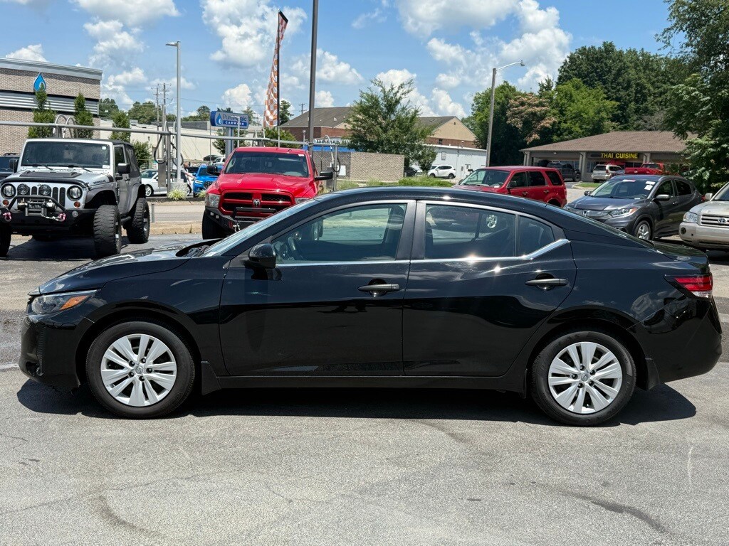 2024 Nissan Sentra S photo 4