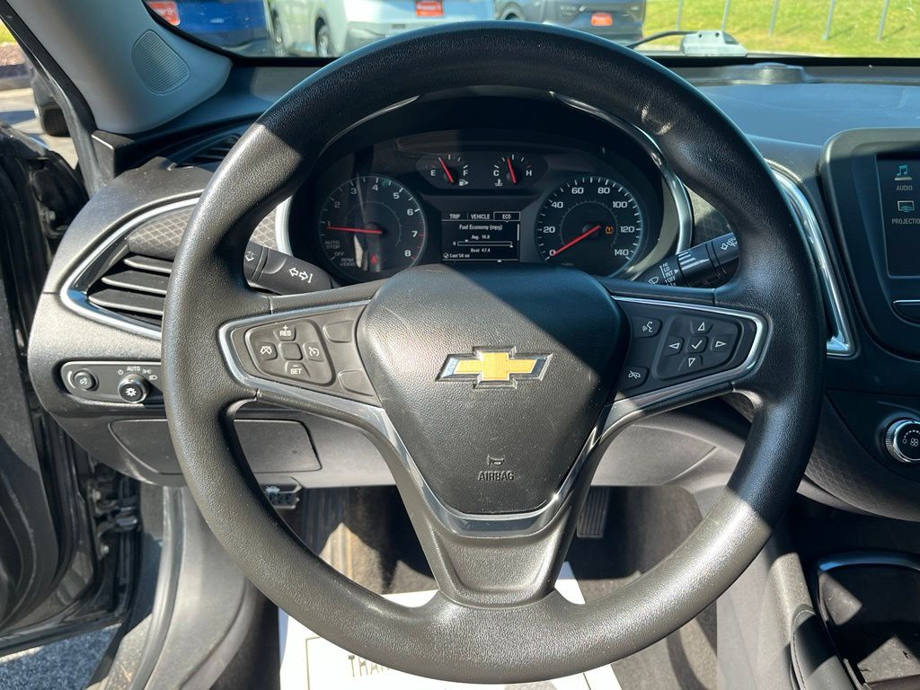 2016 Chevrolet Malibu 1LT - Photo 10