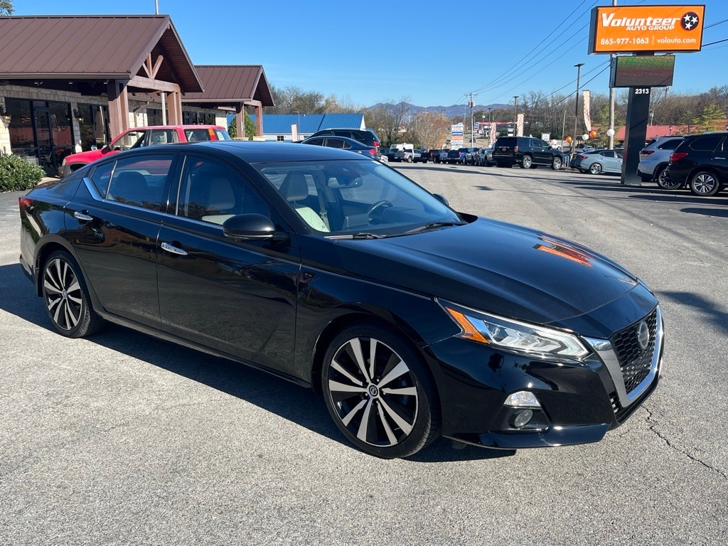 Used 2019 Nissan Altima 2.5 Platinum Sedan
