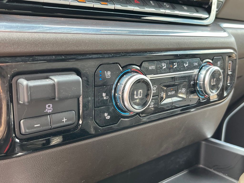 2023 GMC Sierra 1500 SLT - Photo 28