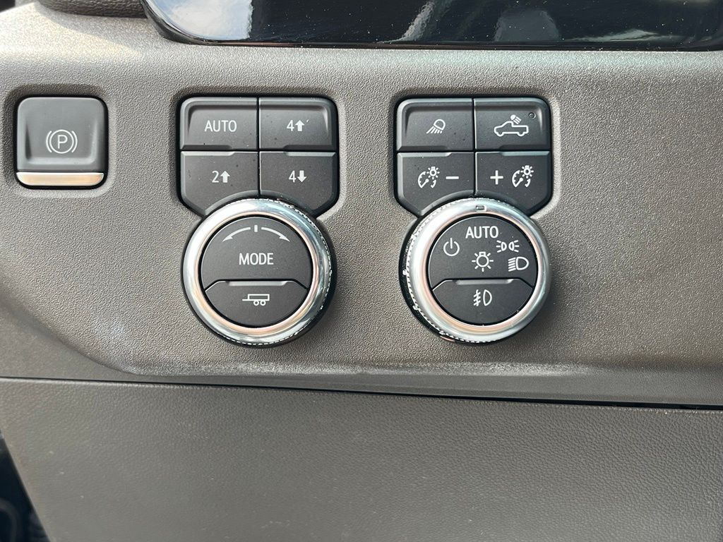 2023 GMC Sierra 1500 SLT - Photo 24