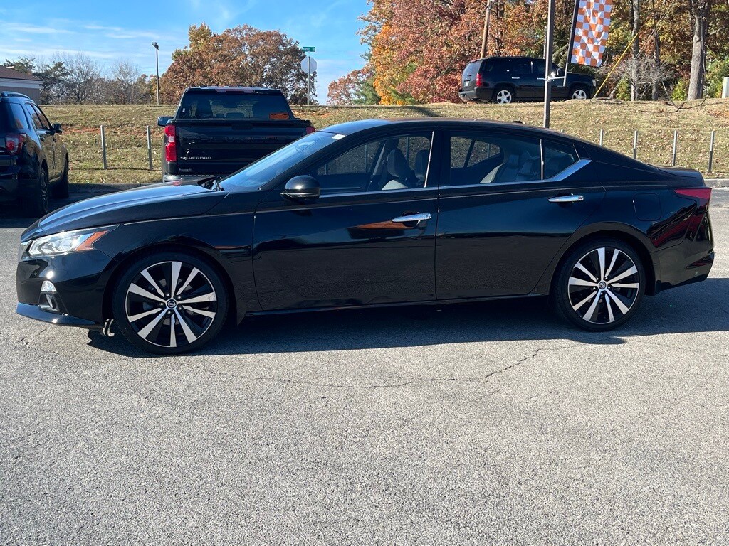 Used 2019 Nissan Altima 2.5 Platinum Sedan