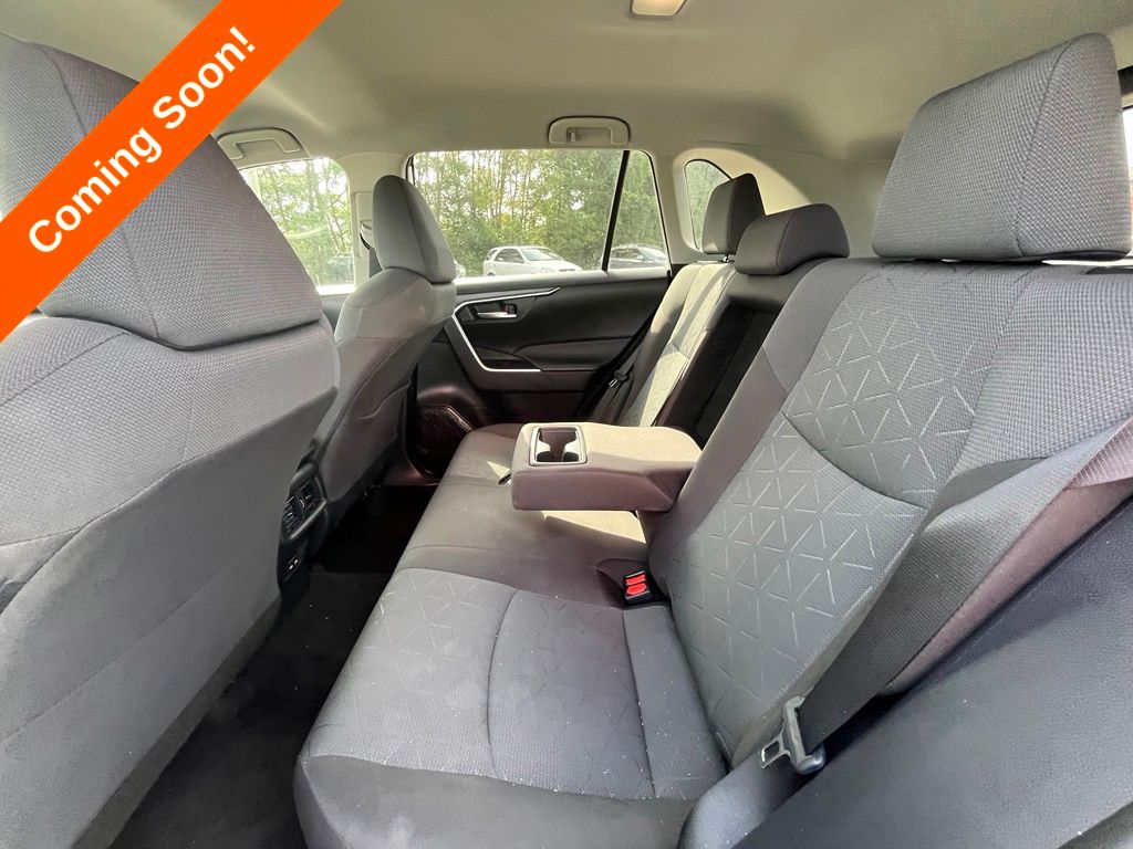 2023 Toyota RAV4 XLE - Photo 29