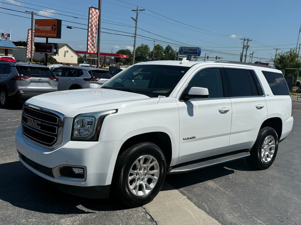 2019 Gmc Yukon SLT photo 3