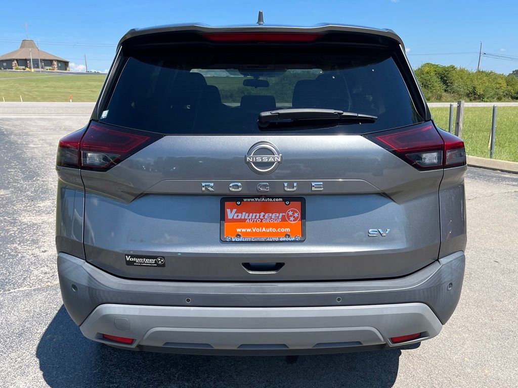 2022 Nissan Rogue SV - Photo 7