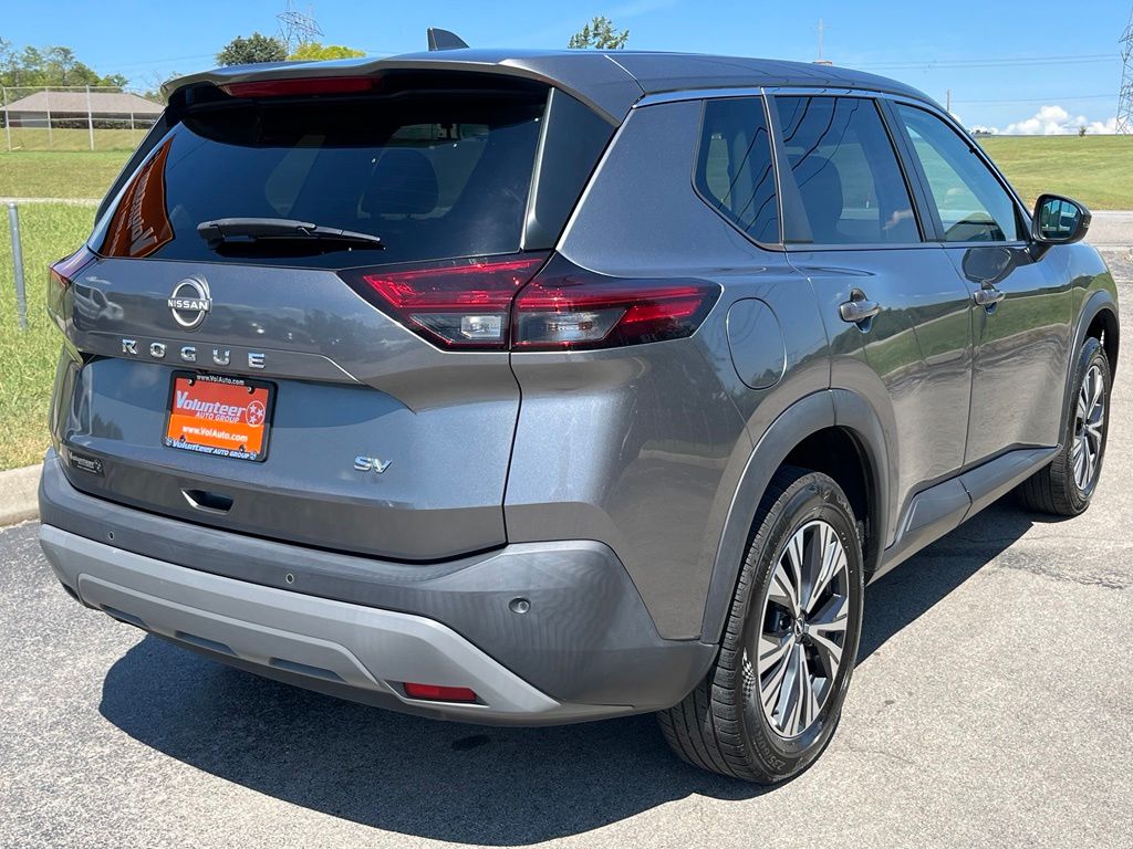2022 Nissan Rogue SV - Photo 10
