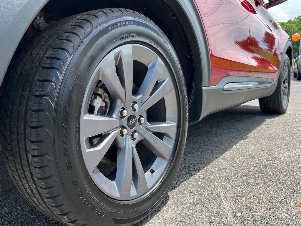 2022 Ford Explorer XLT - Photo 10
