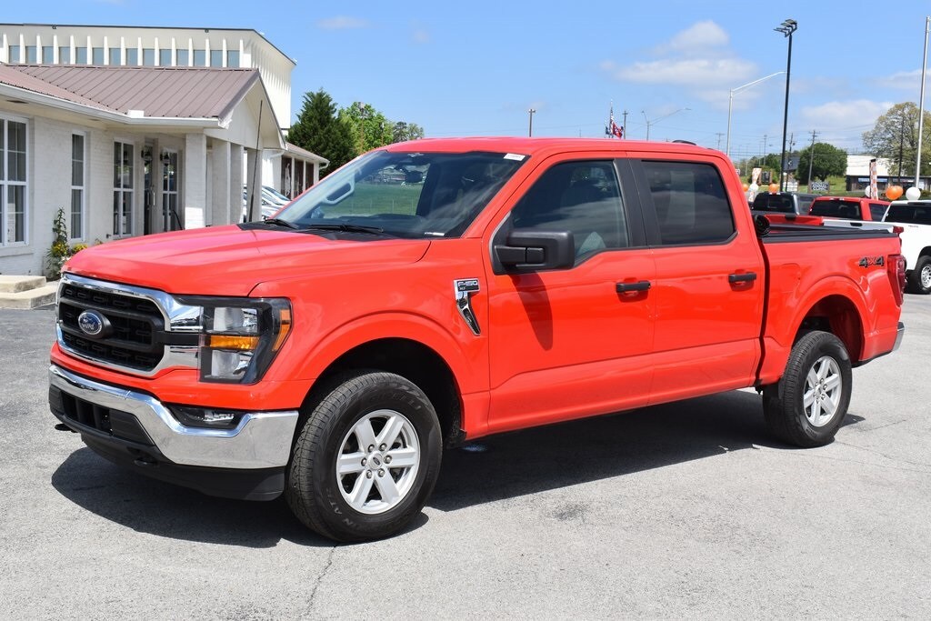 2023 Ford F-150 XLT photo 3