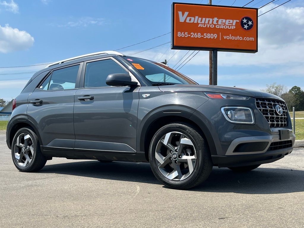 2023 Hyundai Venue SEL