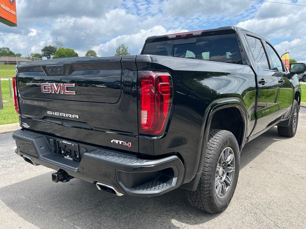 2024 GMC Sierra 1500 AT4 - Photo 9