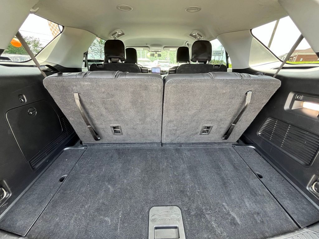 2022 Ford Explorer XLT - Photo 24