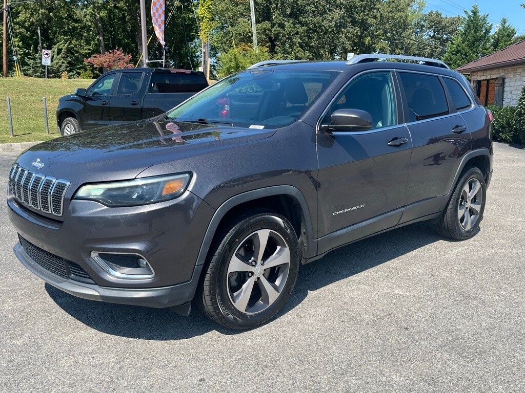 2019 Jeep Cherokee Limited photo 3