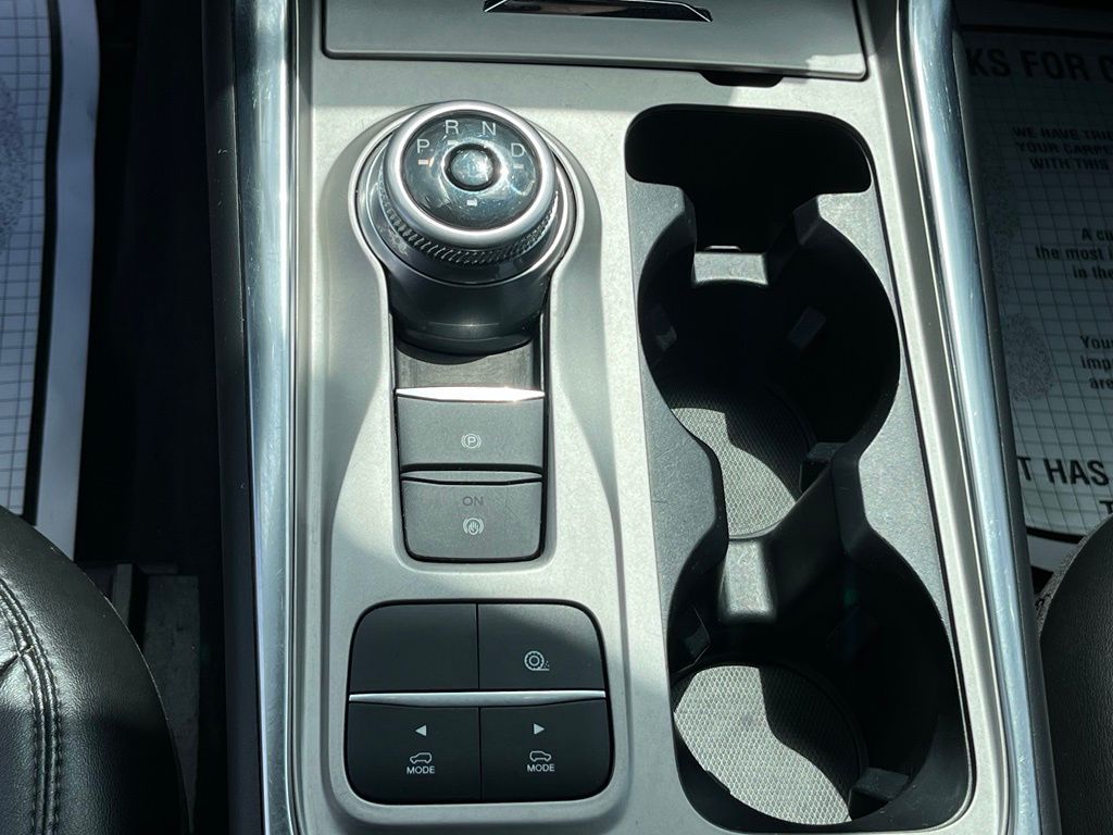 2022 Ford Explorer XLT - Photo 18