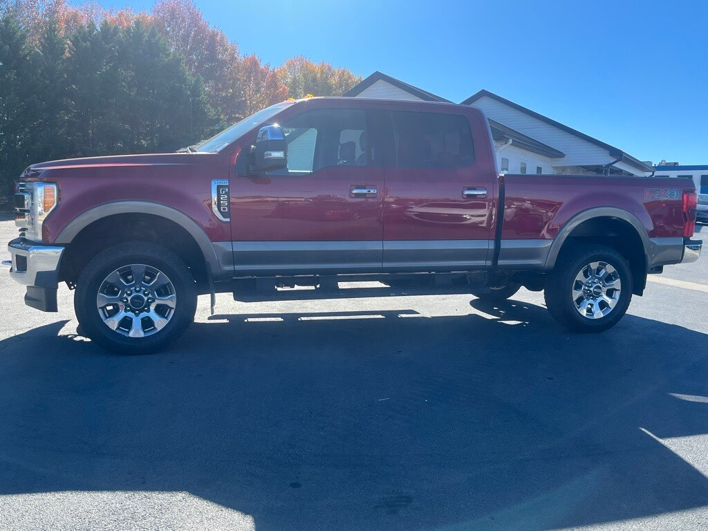 2019 Ford F-250 Lariat photo 4