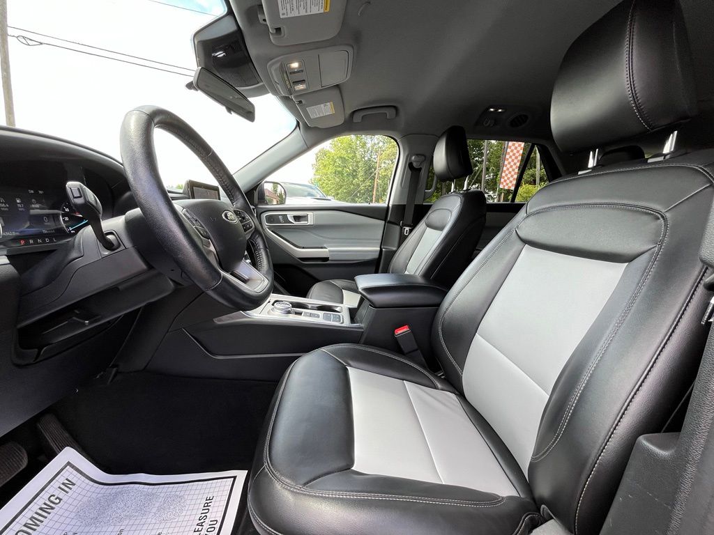 2022 Ford Explorer XLT - Photo 21