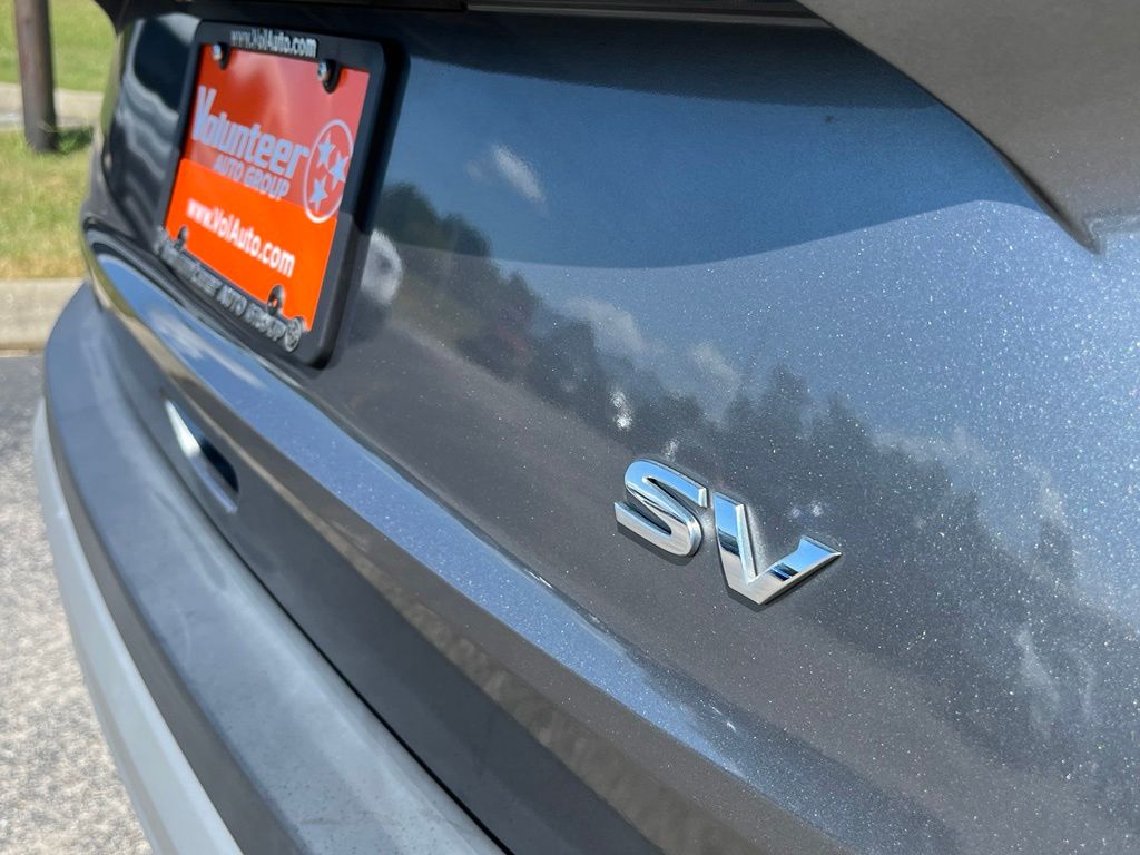 2022 Nissan Rogue SV - Photo 9
