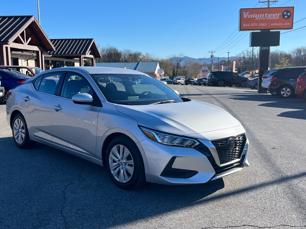 2023 Nissan Sentra S's photo