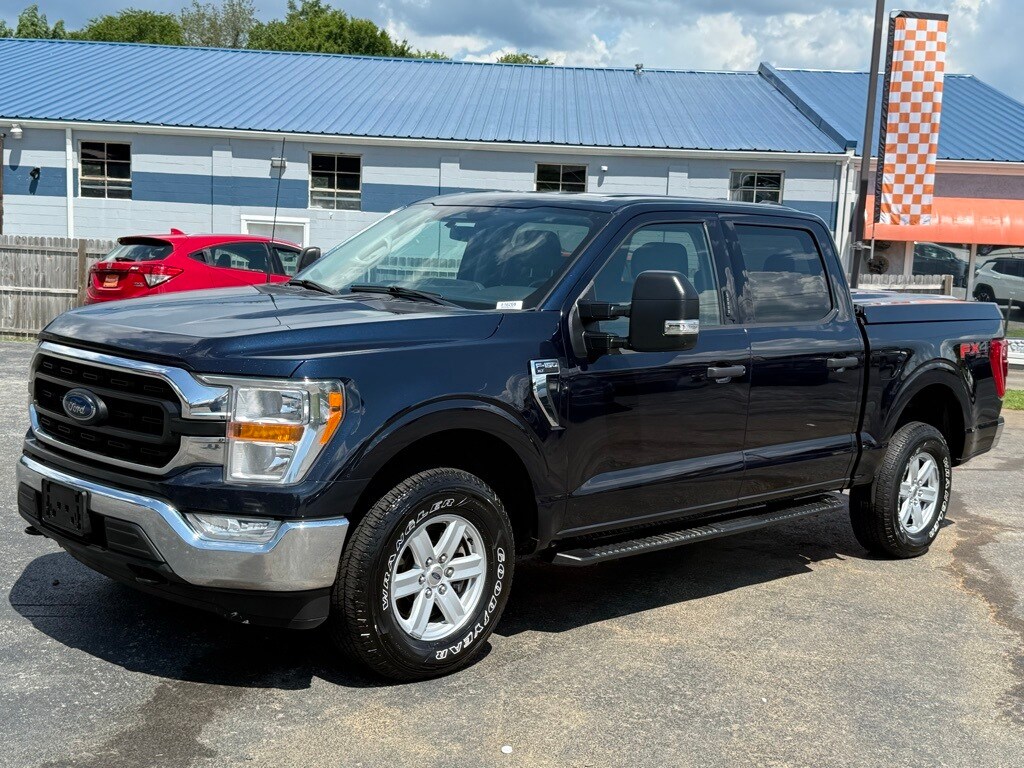 2021 Ford F-150 XLT photo 3