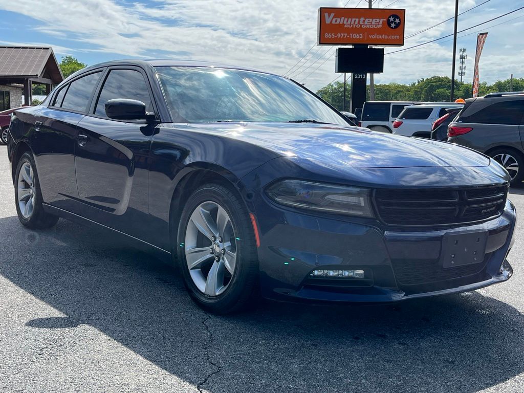 2016 Dodge Charger SXT's photo