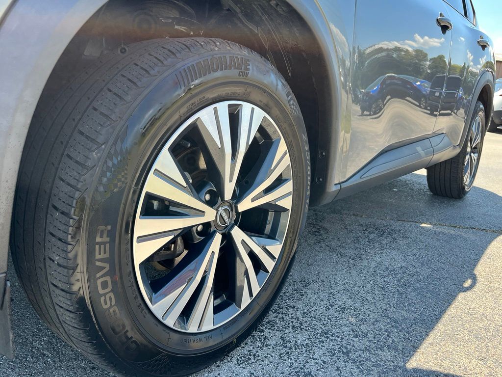 2022 Nissan Rogue SV - Photo 13