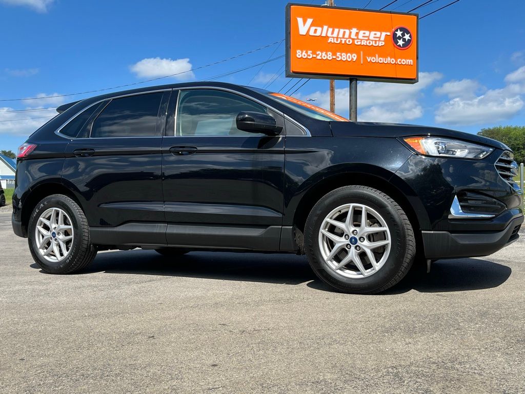 2022 Ford Edge SEL AWD's photo