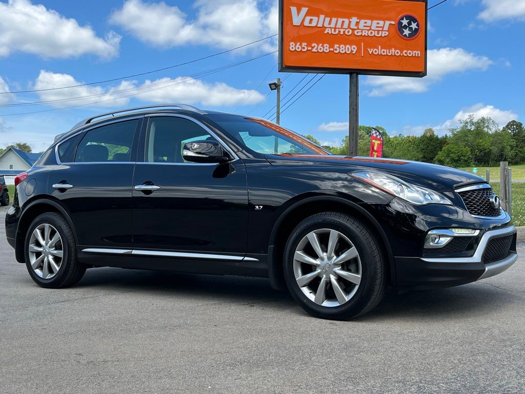 2017 INFINITI QX50 AWD's photo