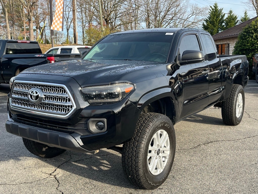 Used 2017 Toyota Tacoma SR Truck
