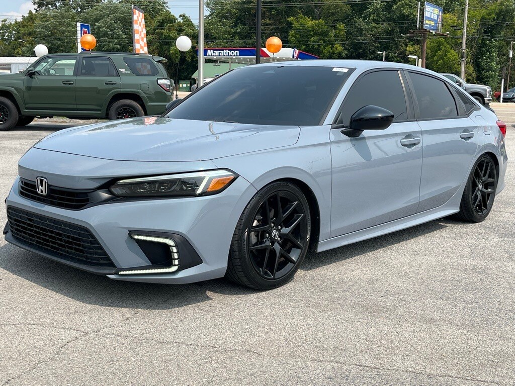 2022 Honda Civic Sport photo 2