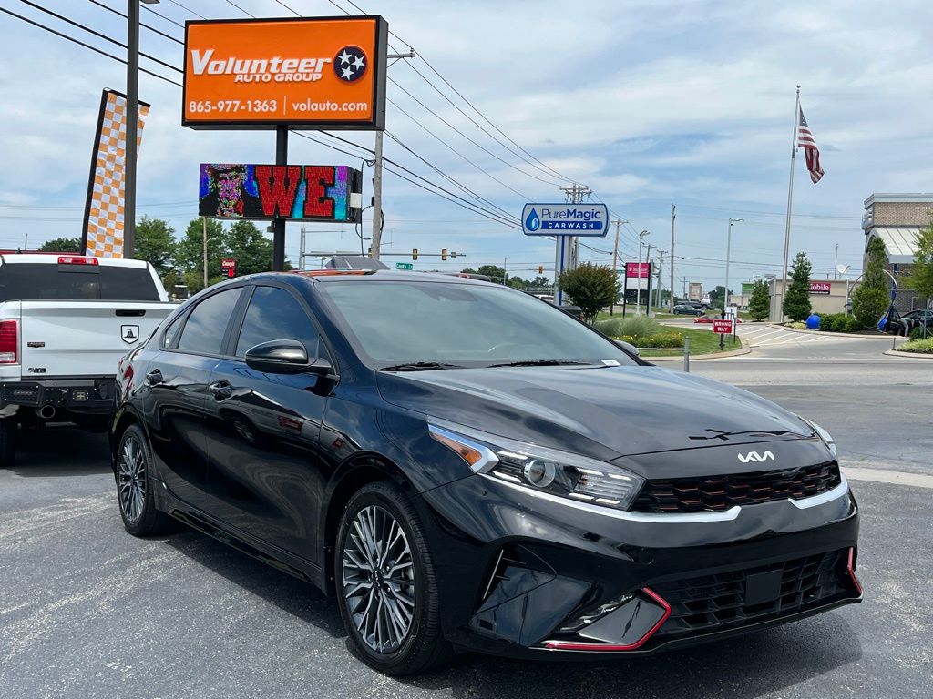 2024 Kia Forte GT-Line AT's photo
