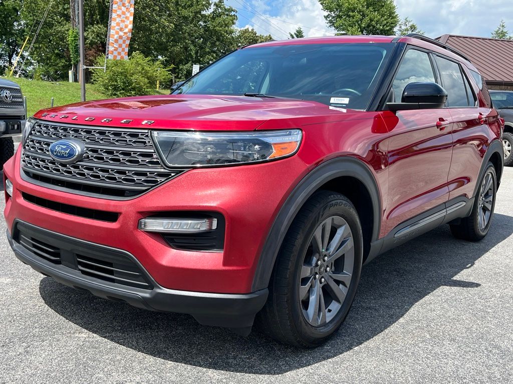 2022 Ford Explorer XLT - Photo 3