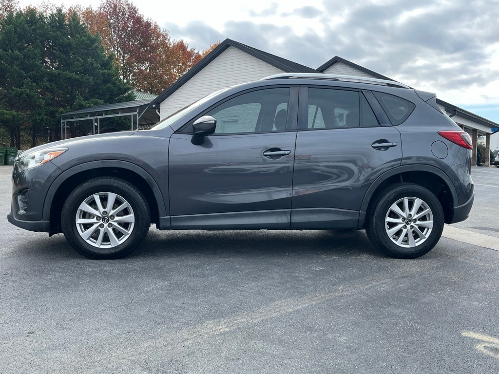 2016 Mazda CX-5 Sport photo 3