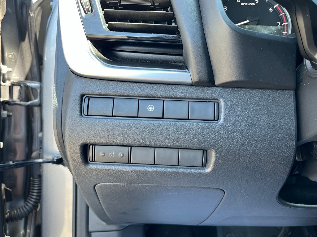 2022 Nissan Rogue SV - Photo 17