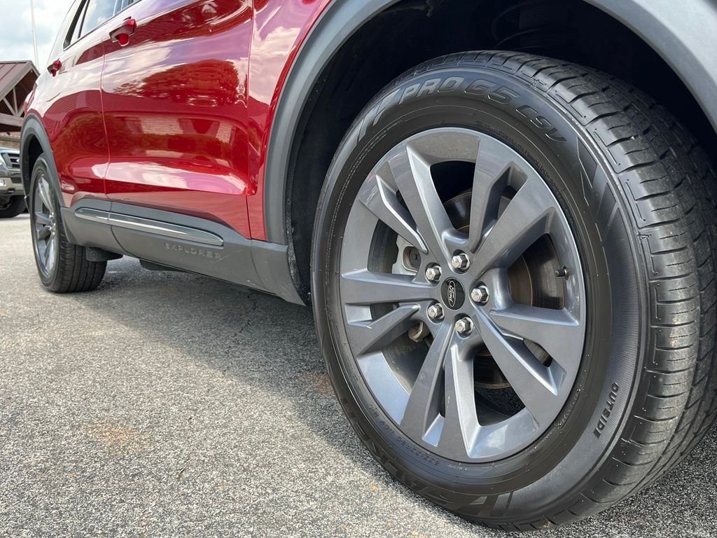 2022 Ford Explorer XLT - Photo 11