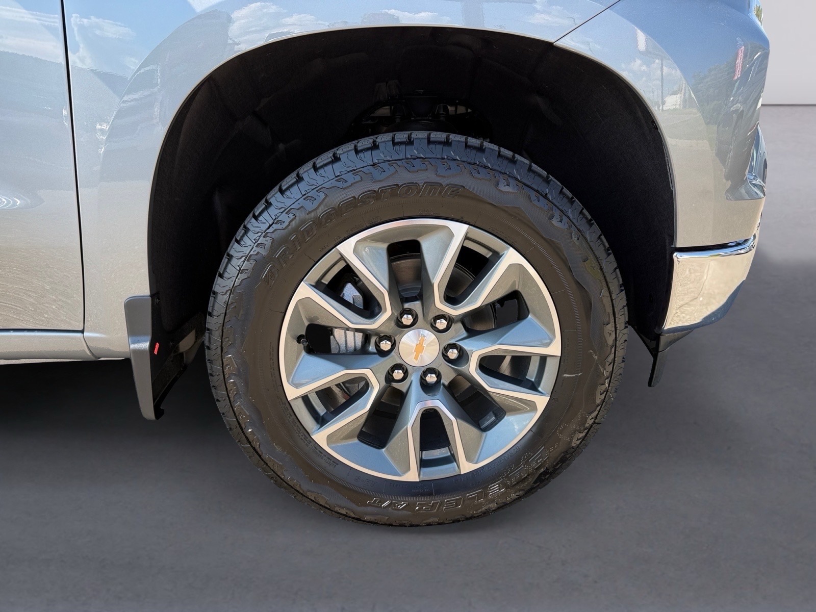 2026 Chevrolet Silverado 1500 LT - Photo 9
