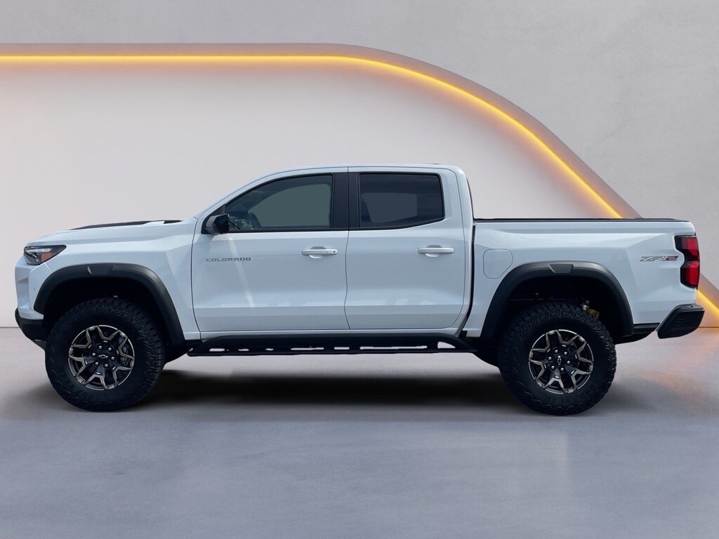 2026 Chevrolet Colorado ZR2 photo 4