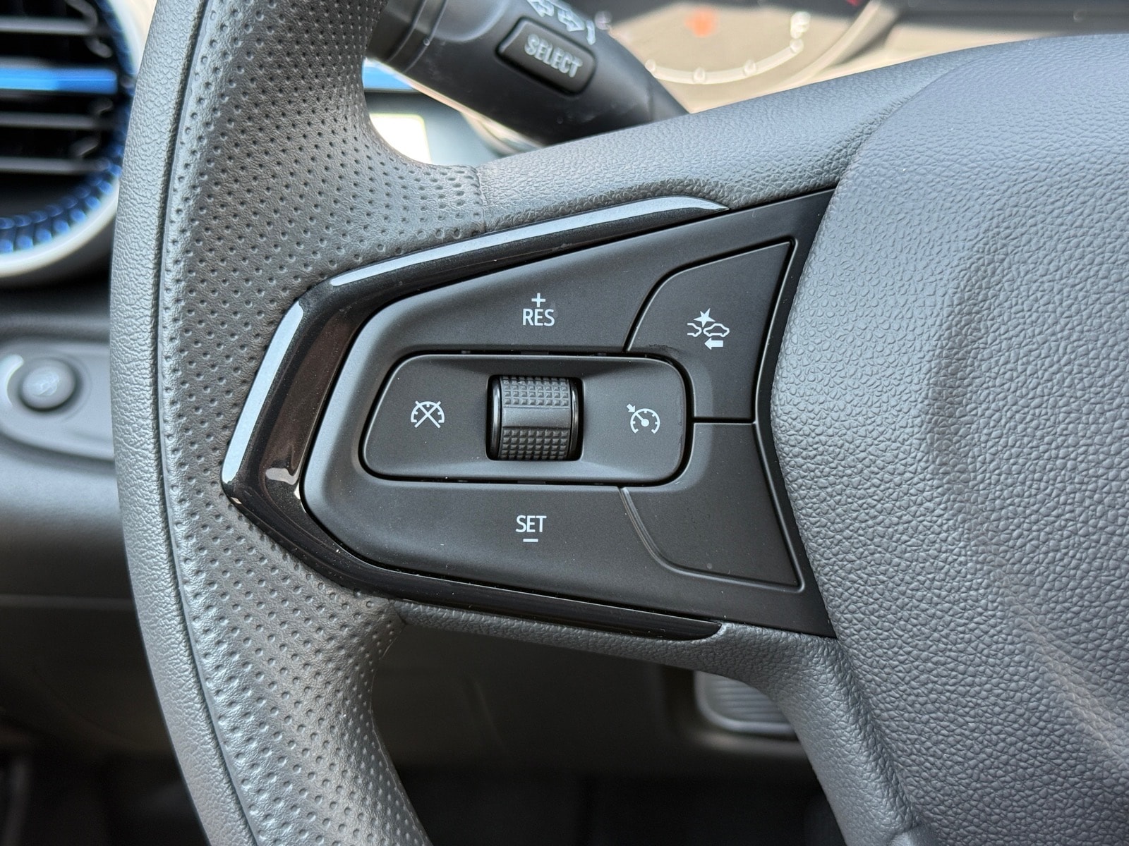 2026 Chevrolet Trax LS - Photo 15