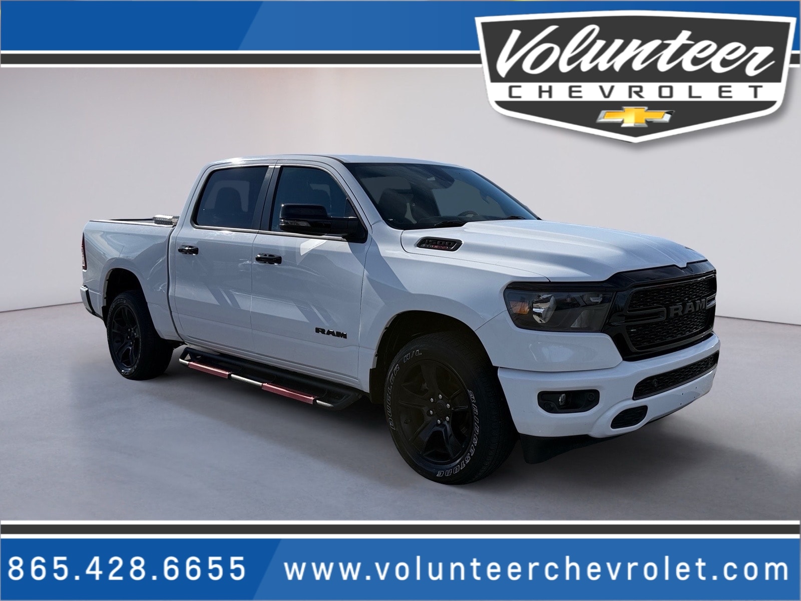 2023 RAM 1500 Big Horn/Lone Star 4x4 Crew Cab 5'7's photo