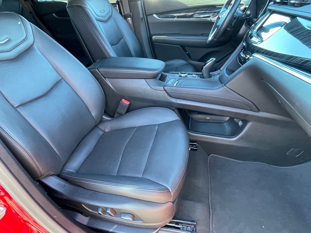 2024 Cadillac XT6 Premium Luxury - Photo 10