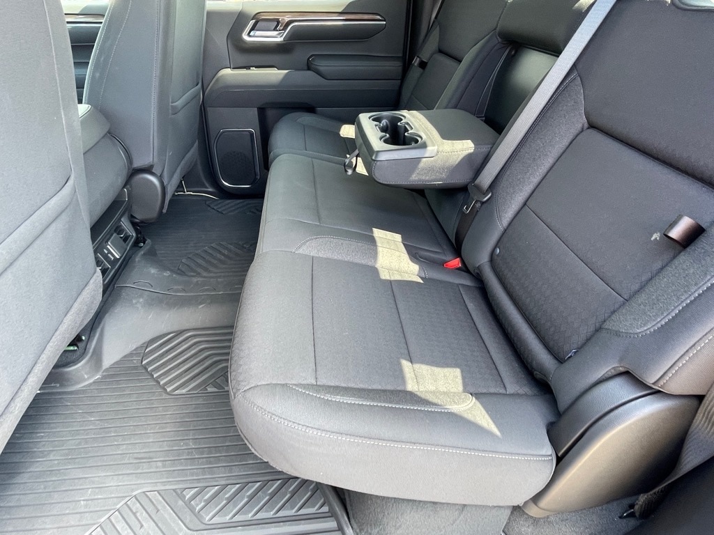 2025 Chevrolet Silverado 1500 LT Trail Boss - Photo 10