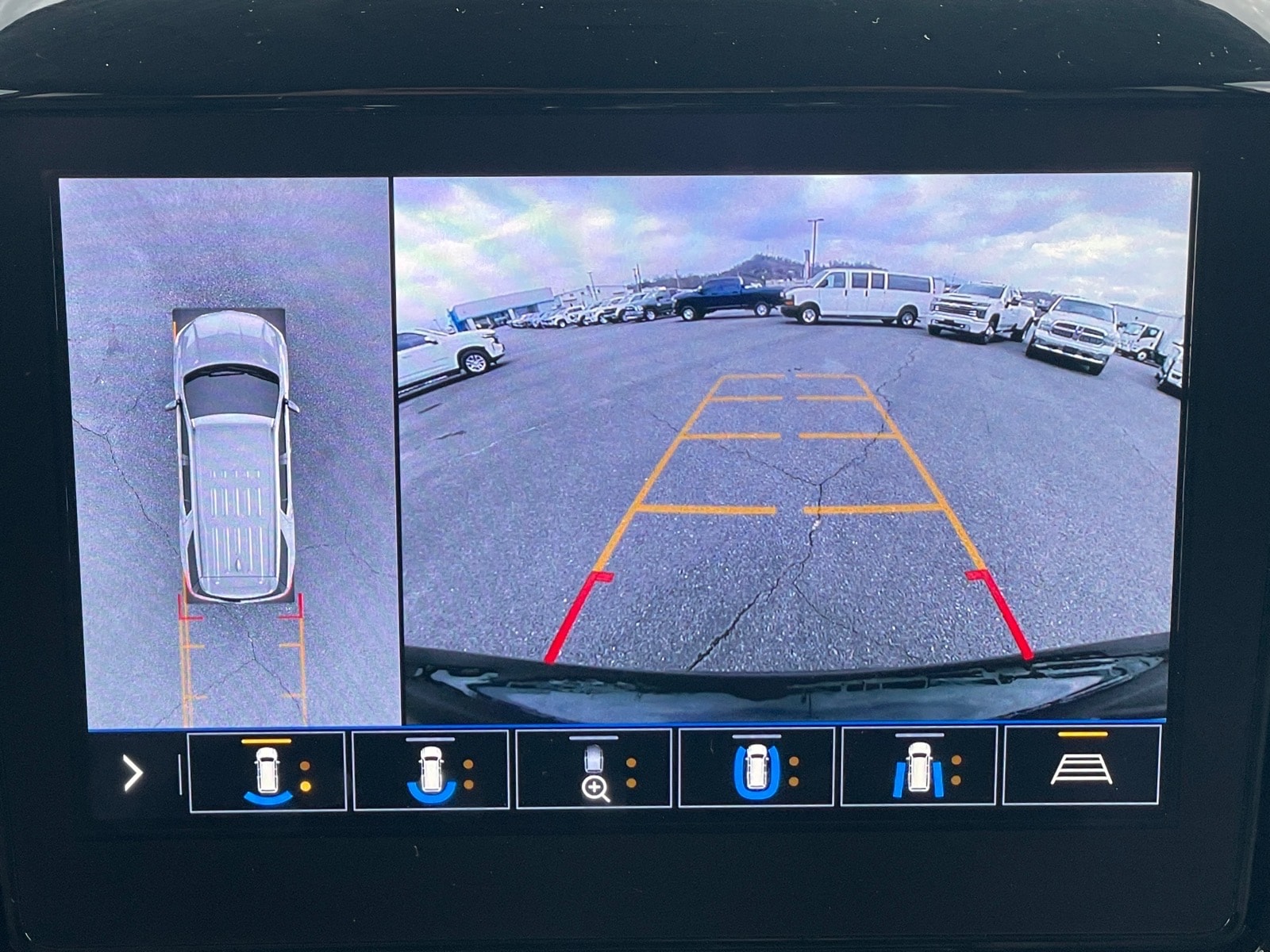 2021 Chevrolet Traverse 3LT - Photo 20