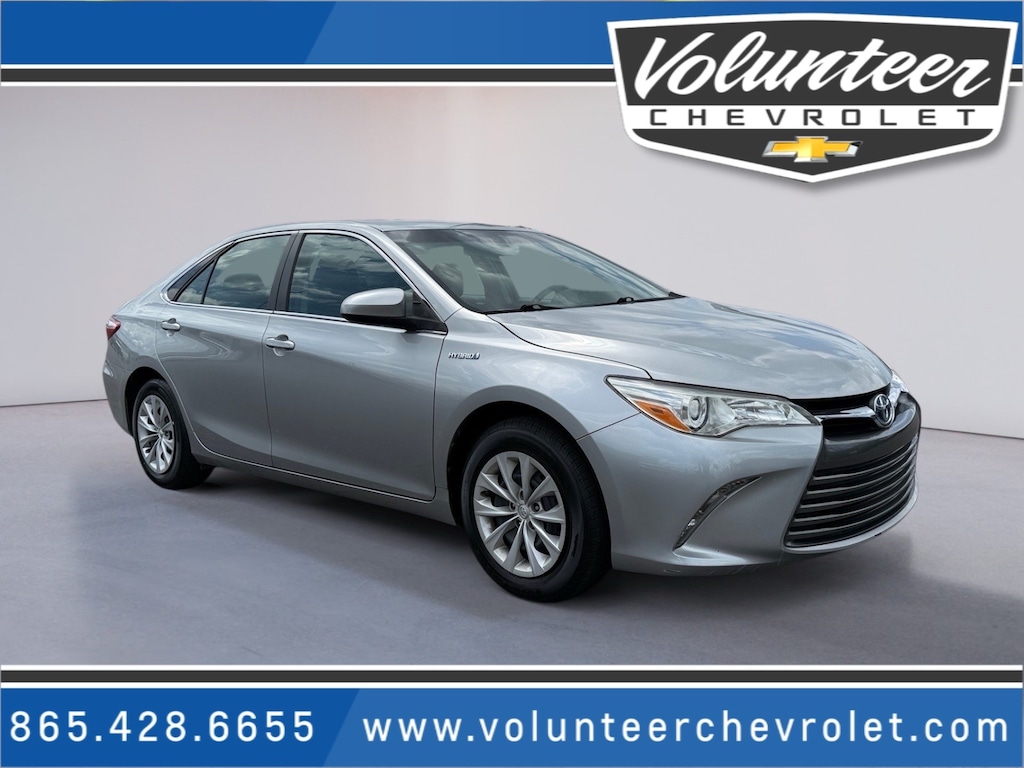 Used 2017 Toyota Camry Hybrid LE