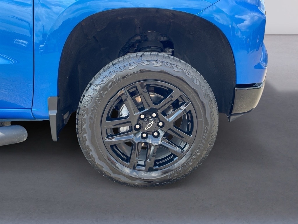 2025 Chevrolet Silverado 1500 LT Trail Boss - Photo 8