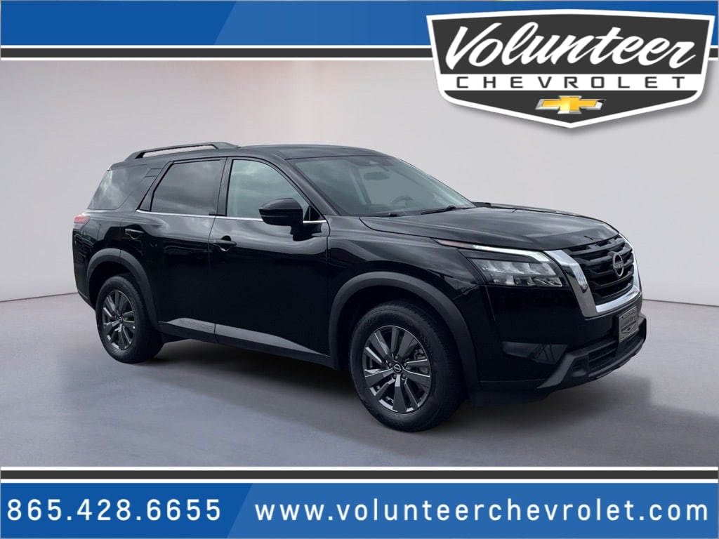 Used 2025 Nissan Pathfinder SV