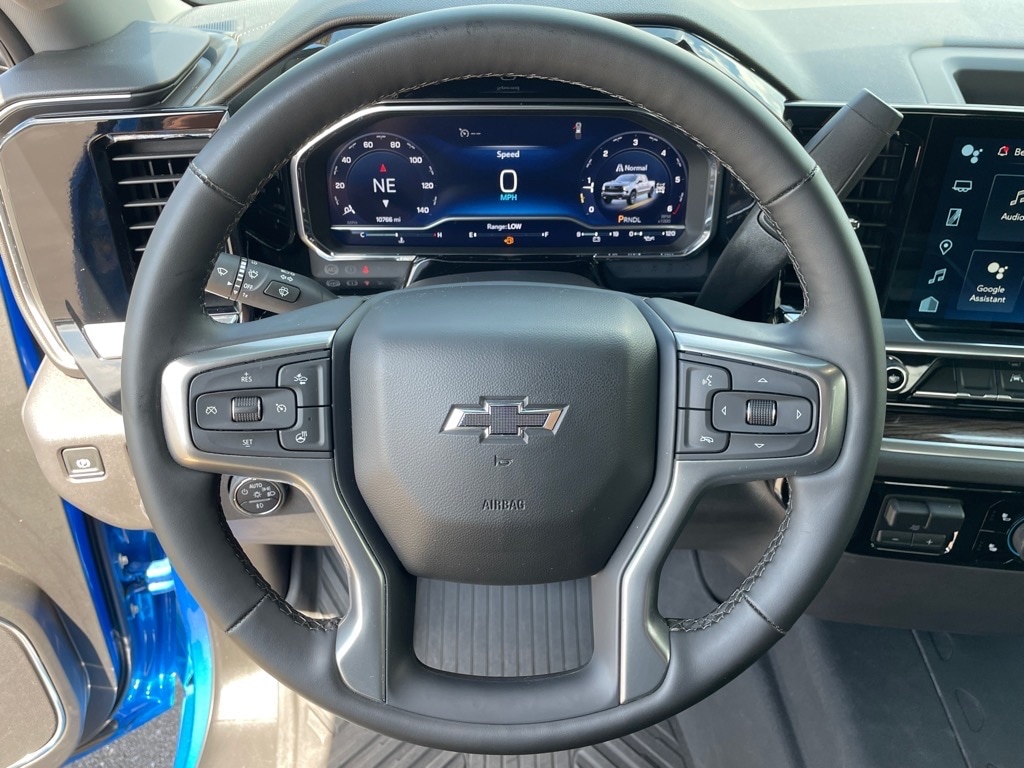 2025 Chevrolet Silverado 1500 LT Trail Boss - Photo 13