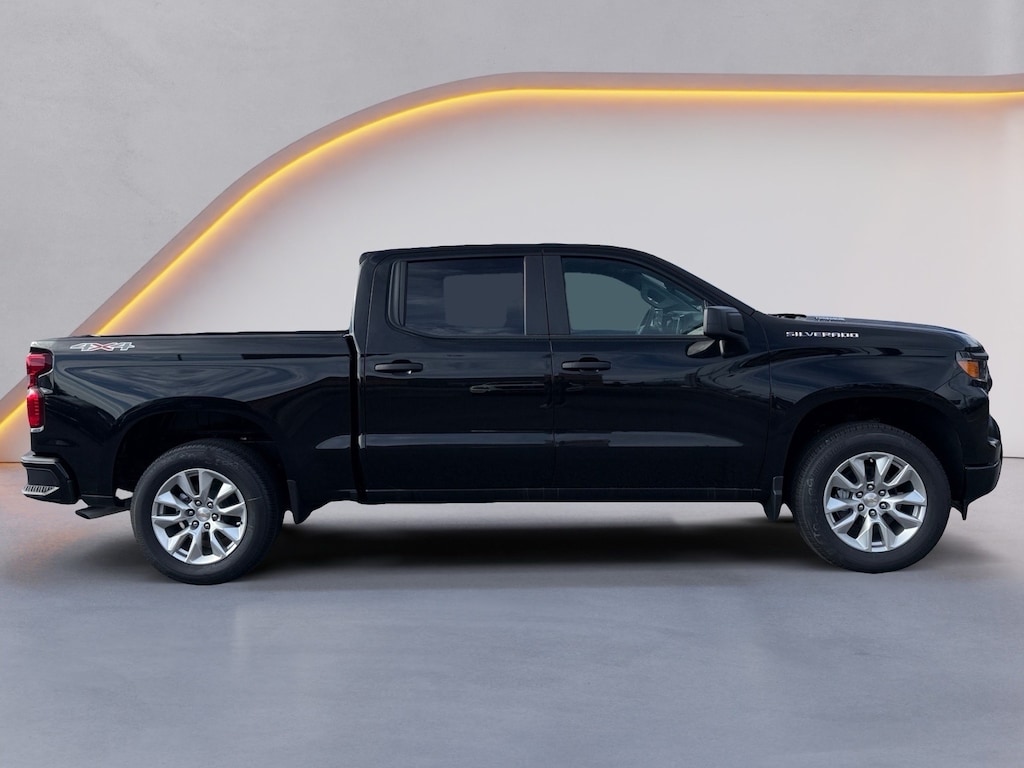 New 2026 Chevrolet Silverado 1500 Custom Truck