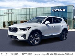 2025 Volvo XC40 B5 Core Bright Theme SUV