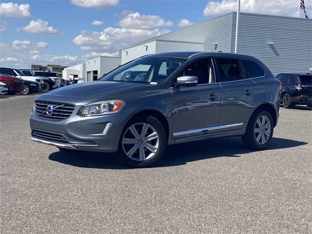 Used 2017 Volvo XC60 T5 Inscription with VIN YV440MRU1H2099875 for sale in Glendale, AZ