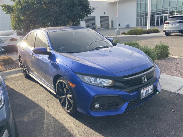 2019 Honda Civic Sport Hatchback photo 3