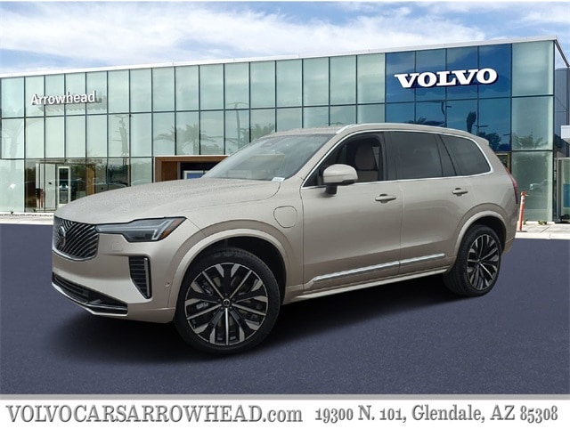 2026 Volvo XC90 Plus's photo
