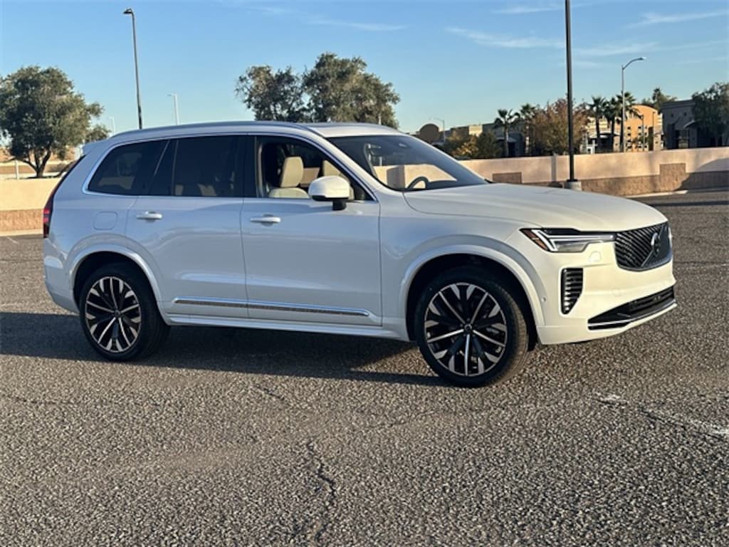 New 2026 Volvo XC90 B6 Plus 7-Seater SUV